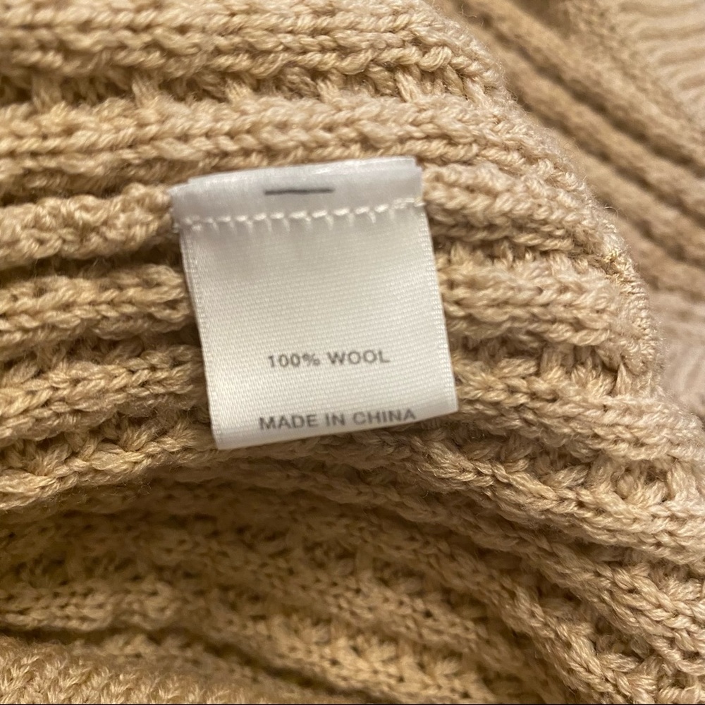 ST. JOHN Wool Sleeveless Knit Tank - Picture 6 of 6